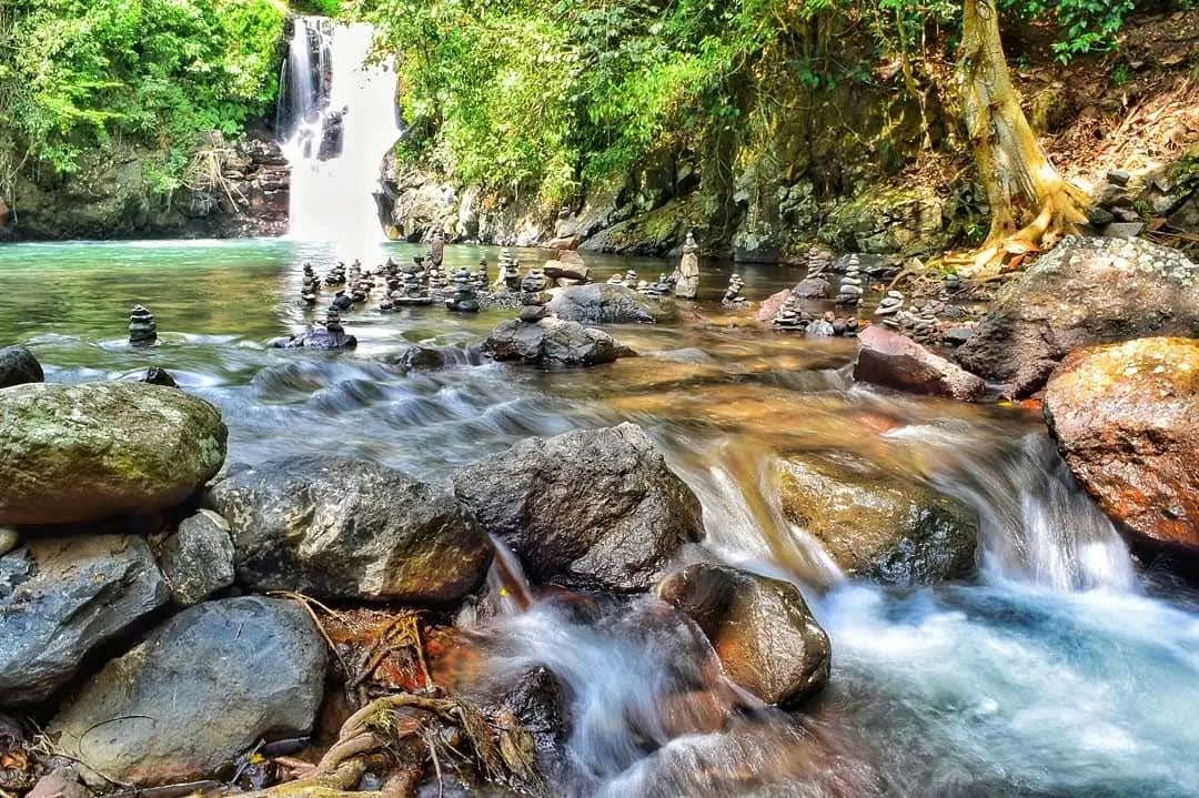 Aling-Aling Waterfall, photo 2 of 9