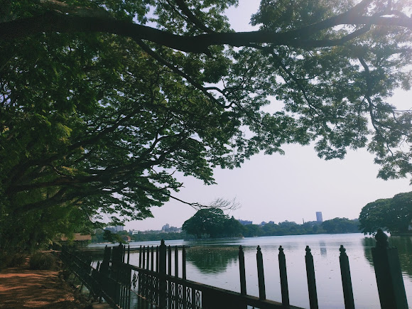 Ulsoor Lake Pathway, photo 1 of 9