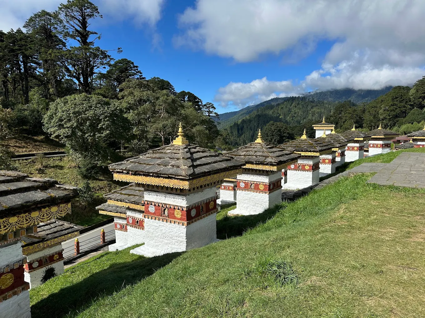 Druk Wangyel Chorten, photo 1 of 13