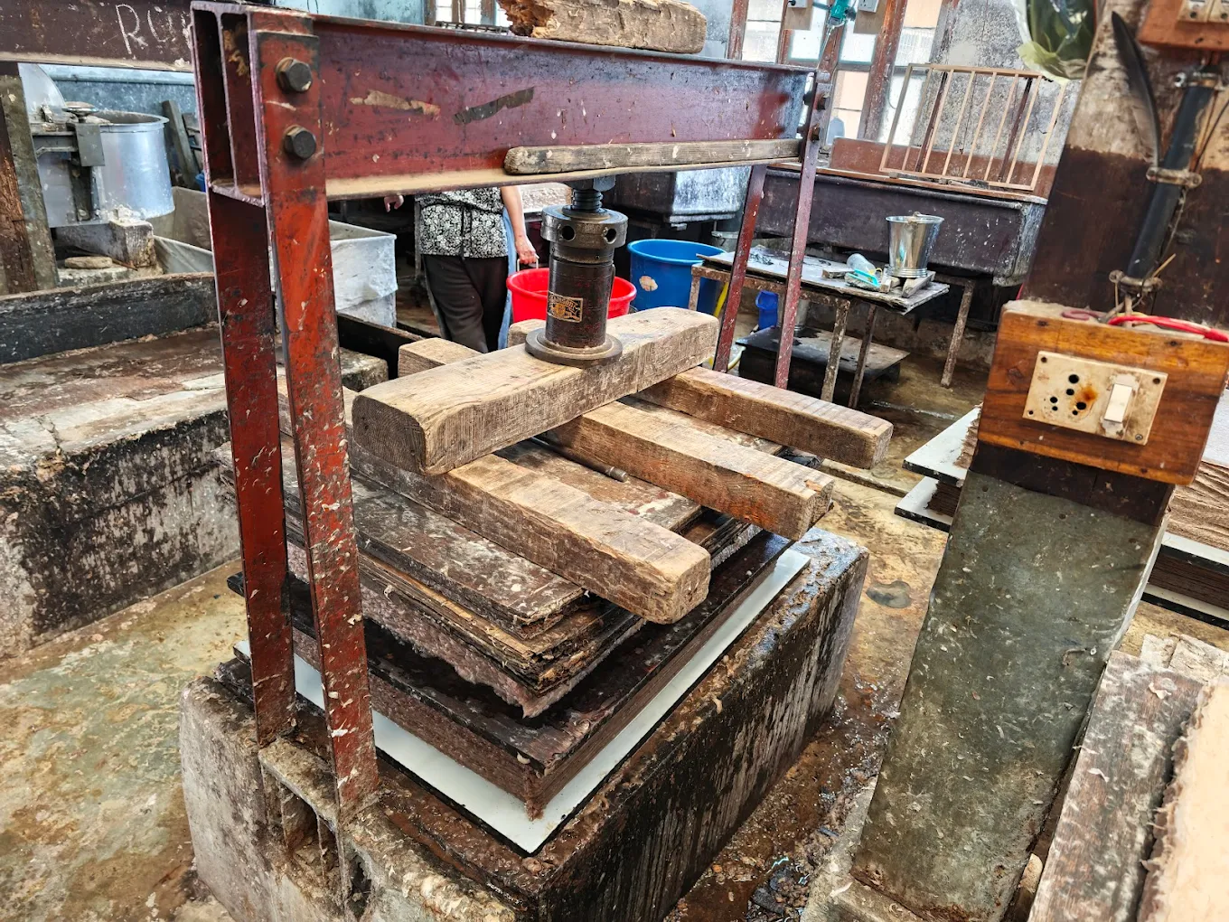Jungshi Handmade Paper Factory, photo 1 of 8