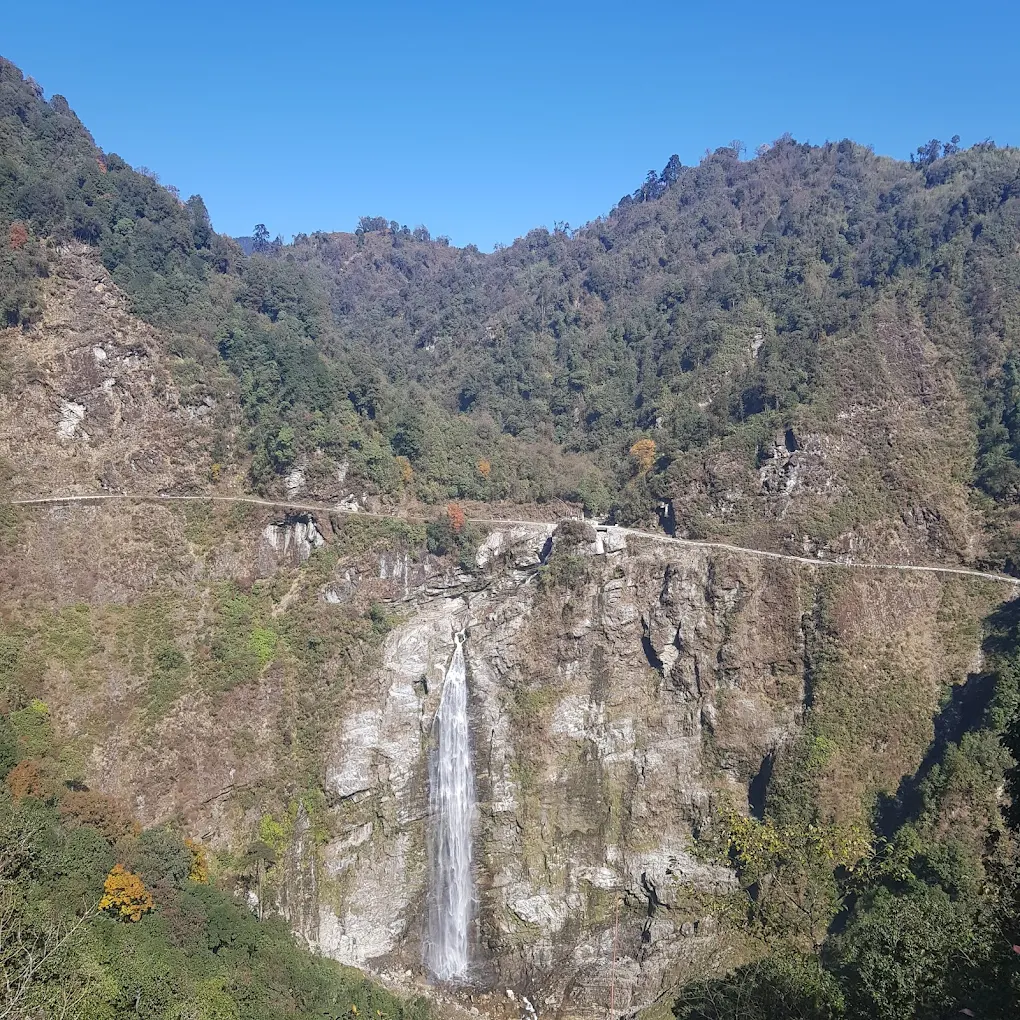 Phrumsengla National Park, photo 3 of 9