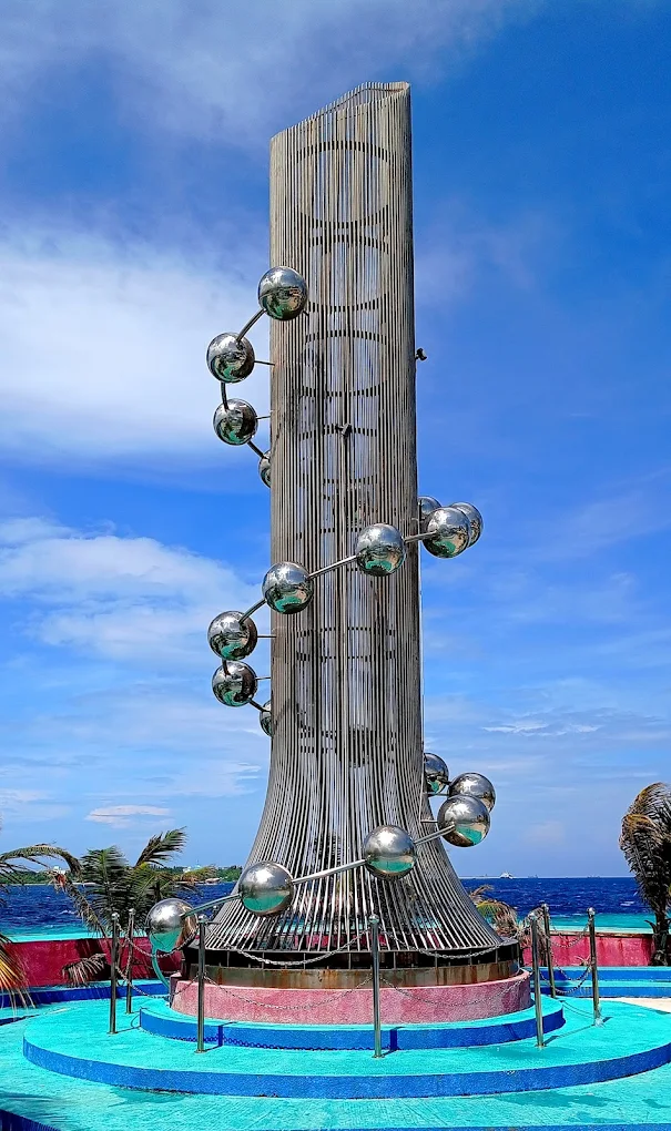 Tsunami Monument, photo 1 of 11