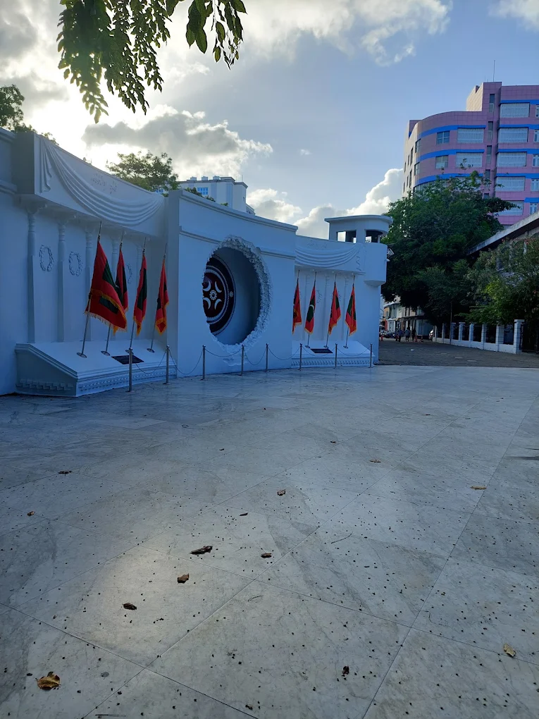 Victory Monument, photo 3 of 8