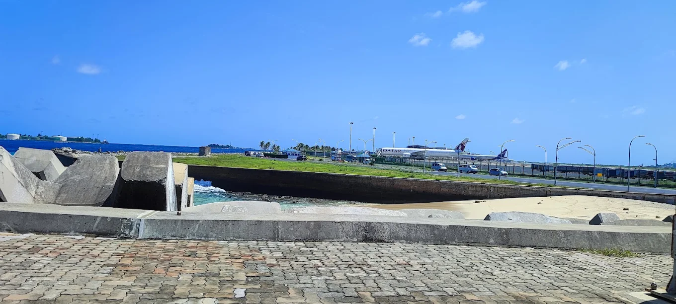 Maldives Victory Wreck, photo 4 of 6