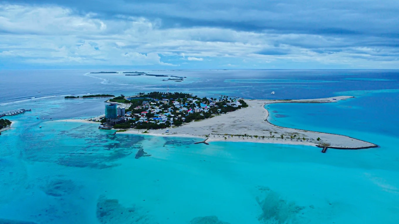 K.Guraidhoo Port, photo 1 of 7