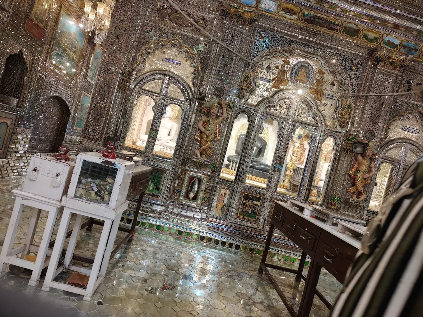Kanch Mandir, photo 3 of 8