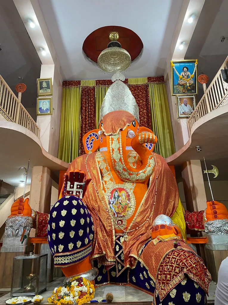 Bada Ganpati, photo 1 of 10