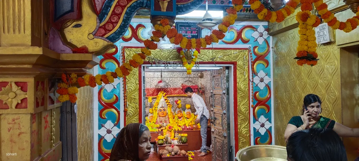 Shree Bijasan Mata Mandir Indore, photo 2 of 10
