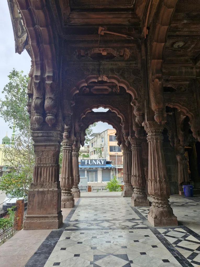 Maharaja Shivajirao Holkar Chhatri, photo 3 of 7