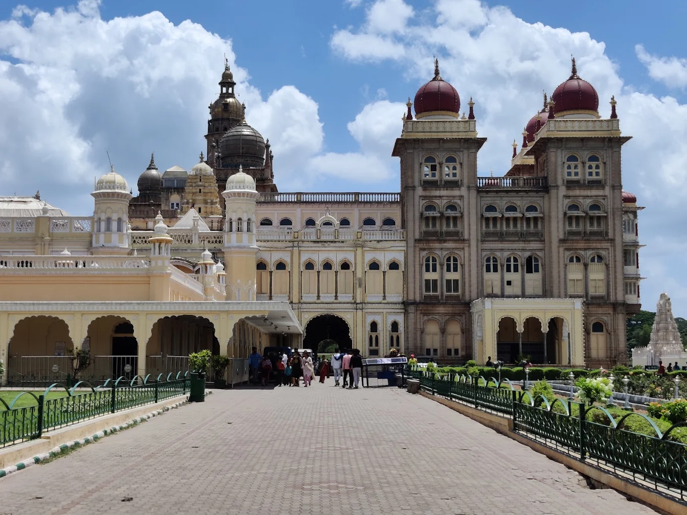 Mysuru Palace, photo 1 of 9
