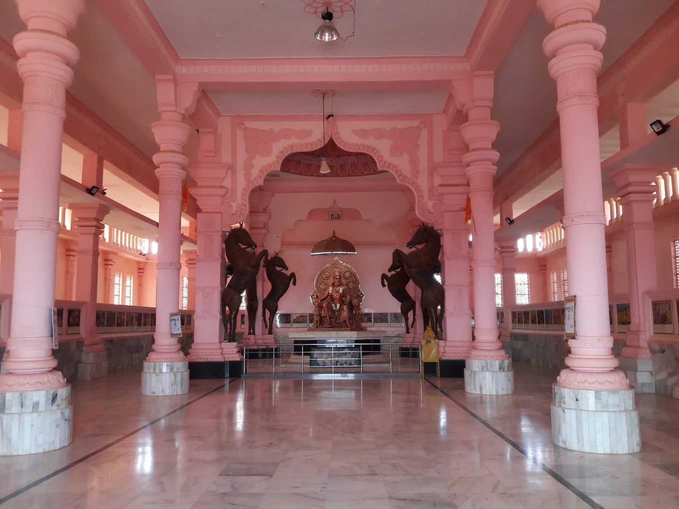 Shri Chatrapati Shivaji Maharaj Spoorthi Kendram, photo 3 of 10