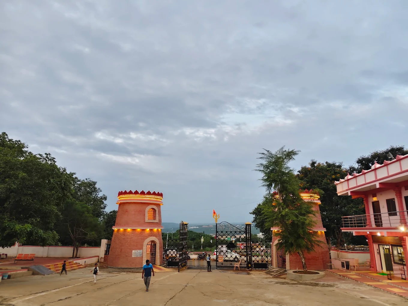 Shri Chatrapati Shivaji Maharaj Spoorthi Kendram, photo 4 of 10