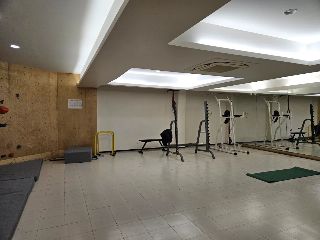 BoulderBox - Climbing Centre, photo 4 of 8