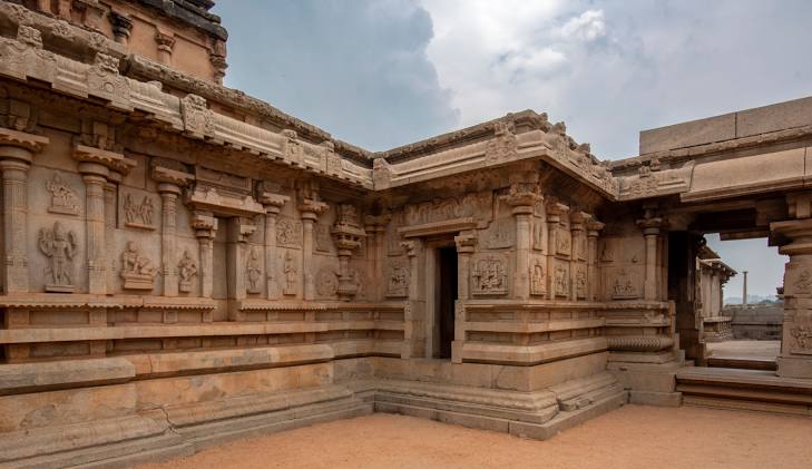 Hazara Raama Temple, photo 2 of 10