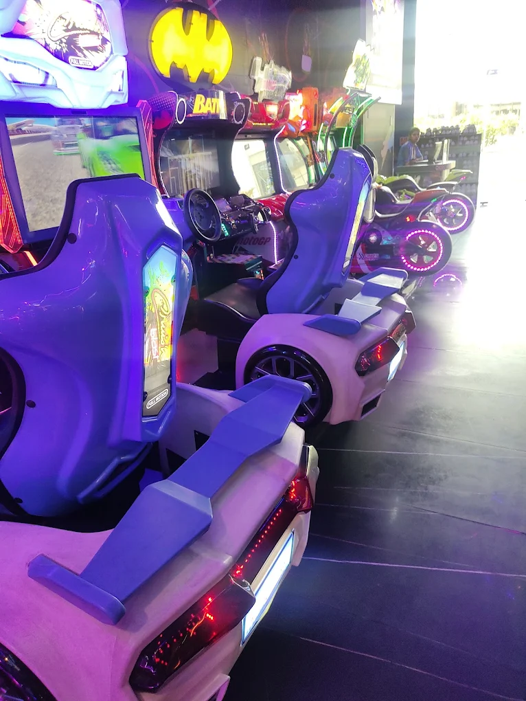 Fun City, photo 1 of 8