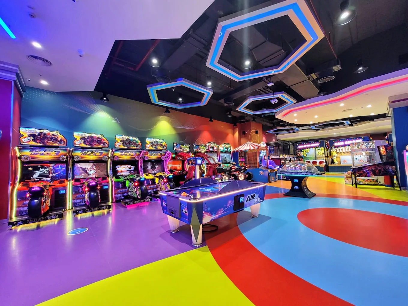 Fun City, photo 3 of 8