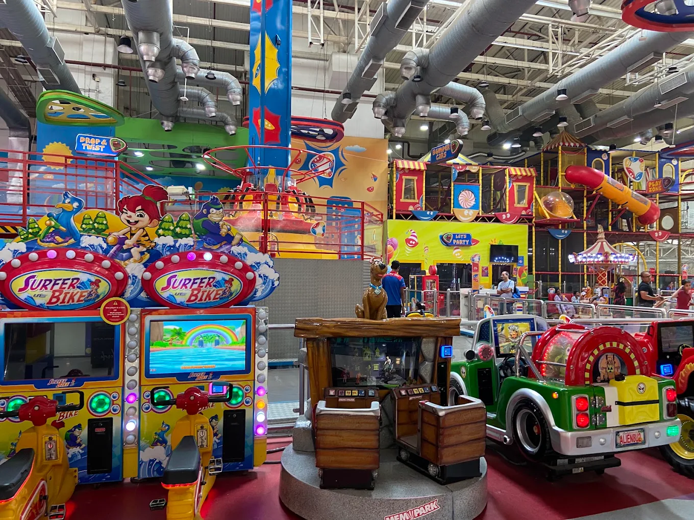 Fun City, photo 1 of 5
