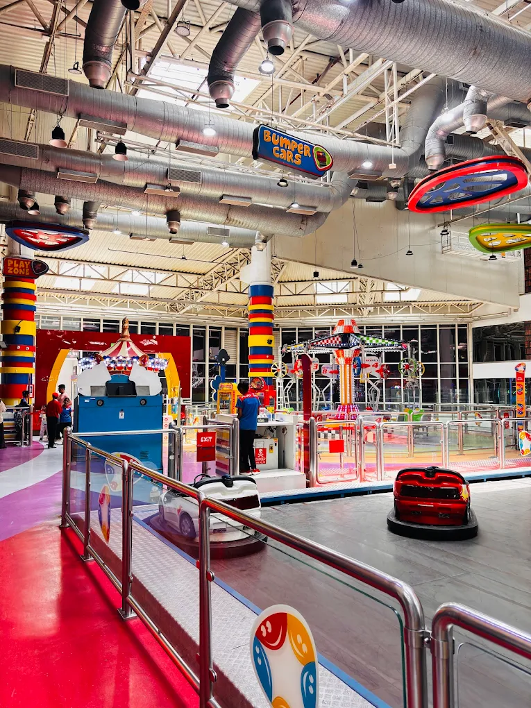 Fun City, photo 4 of 5