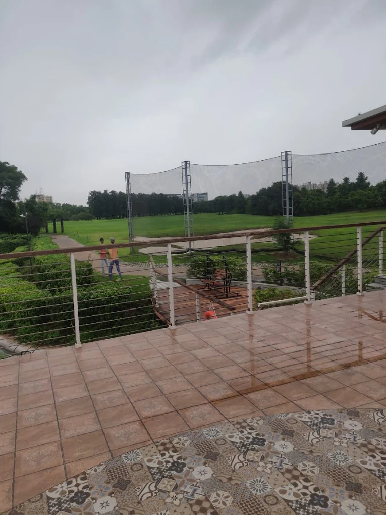 Karma Lakelands Golf Academy, photo 2 of 4