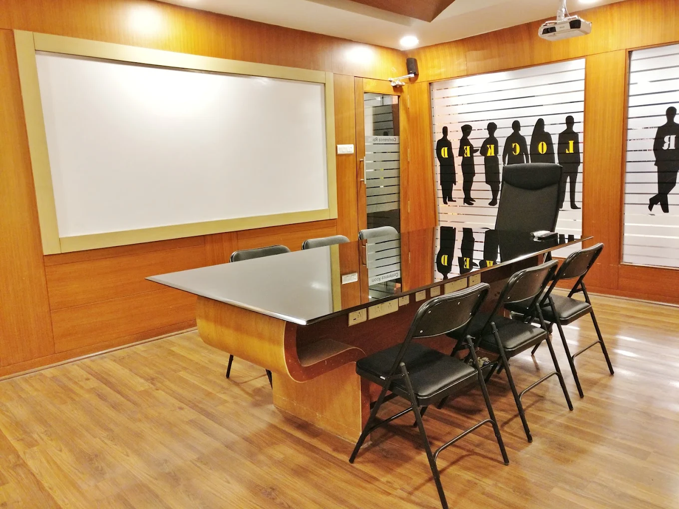 Mystery Rooms - Indira Nagar, Bangalore (OFFICIAL Escape Rooms), photo 4 of 6