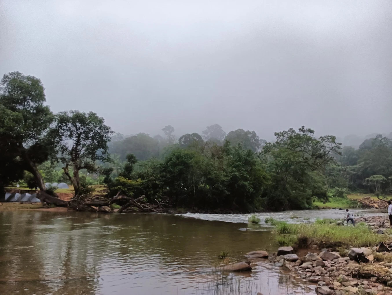 Coorg River Rock Camping, photo 2 of 9