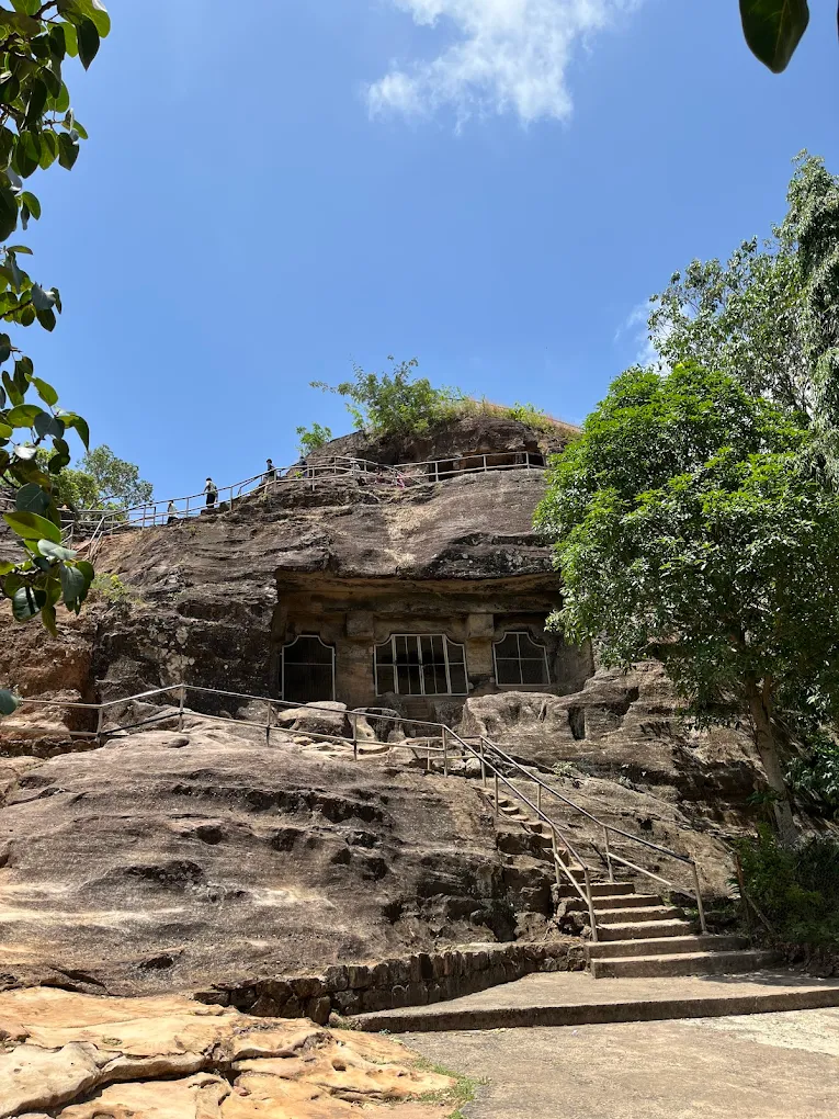 Pandav Caves, photo 4 of 8