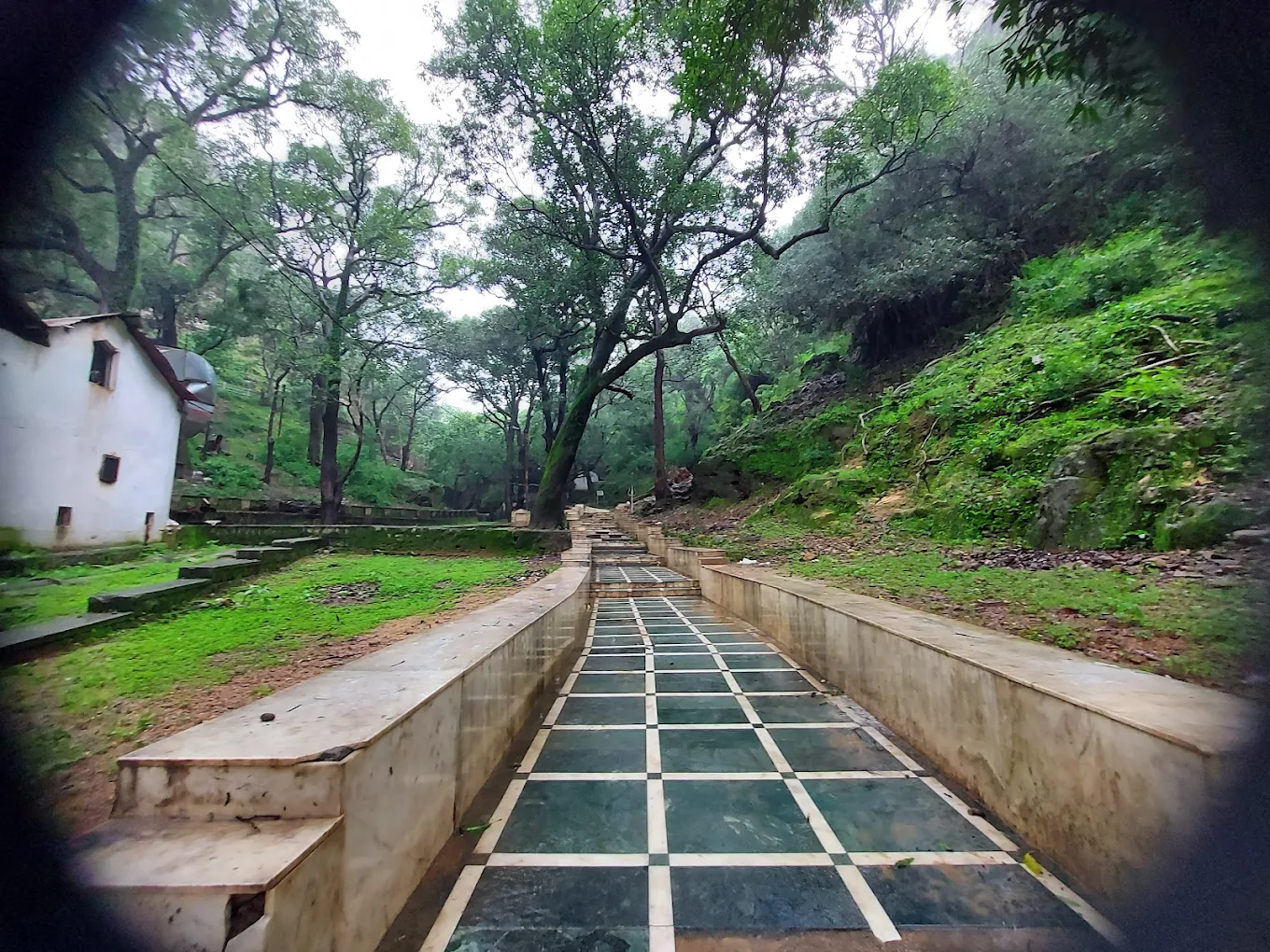 Chota Mahadev Temple Pachmarhi, photo 4 of 8