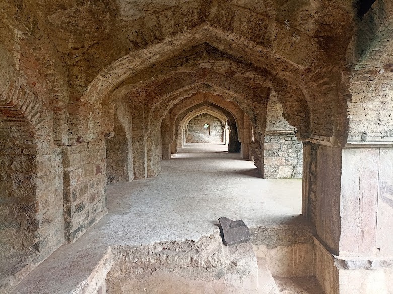 Madan Mahal Fort, photo 3 of 7