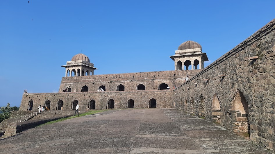 Rani Roopmati Palace, photo 1 of 8