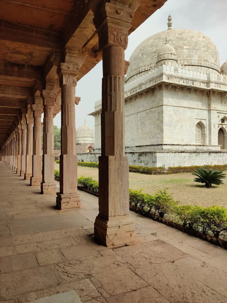 Hoshang Shah’s Tomb, photo 3 of 8