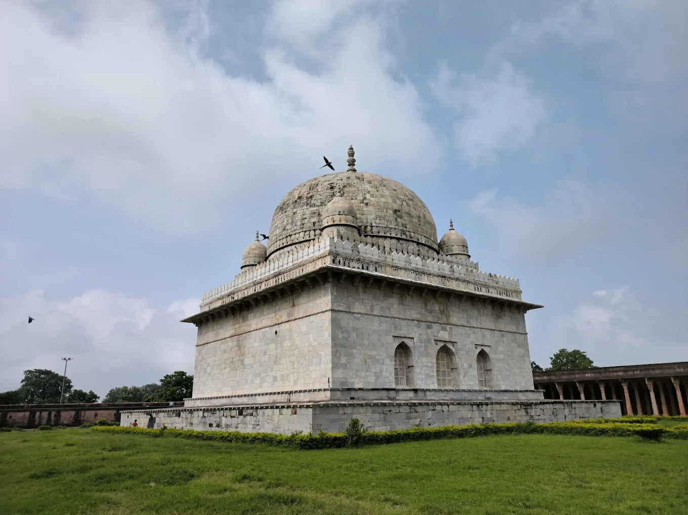 Hoshang Shah’s Tomb, photo 1 of 8