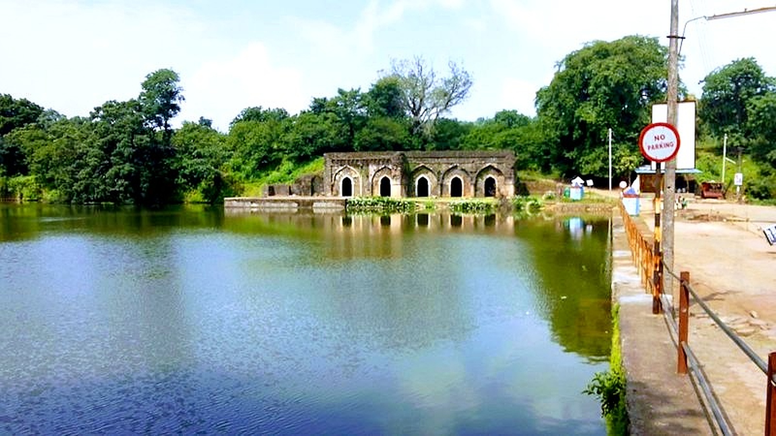 Rewa Kund, photo 1 of 7