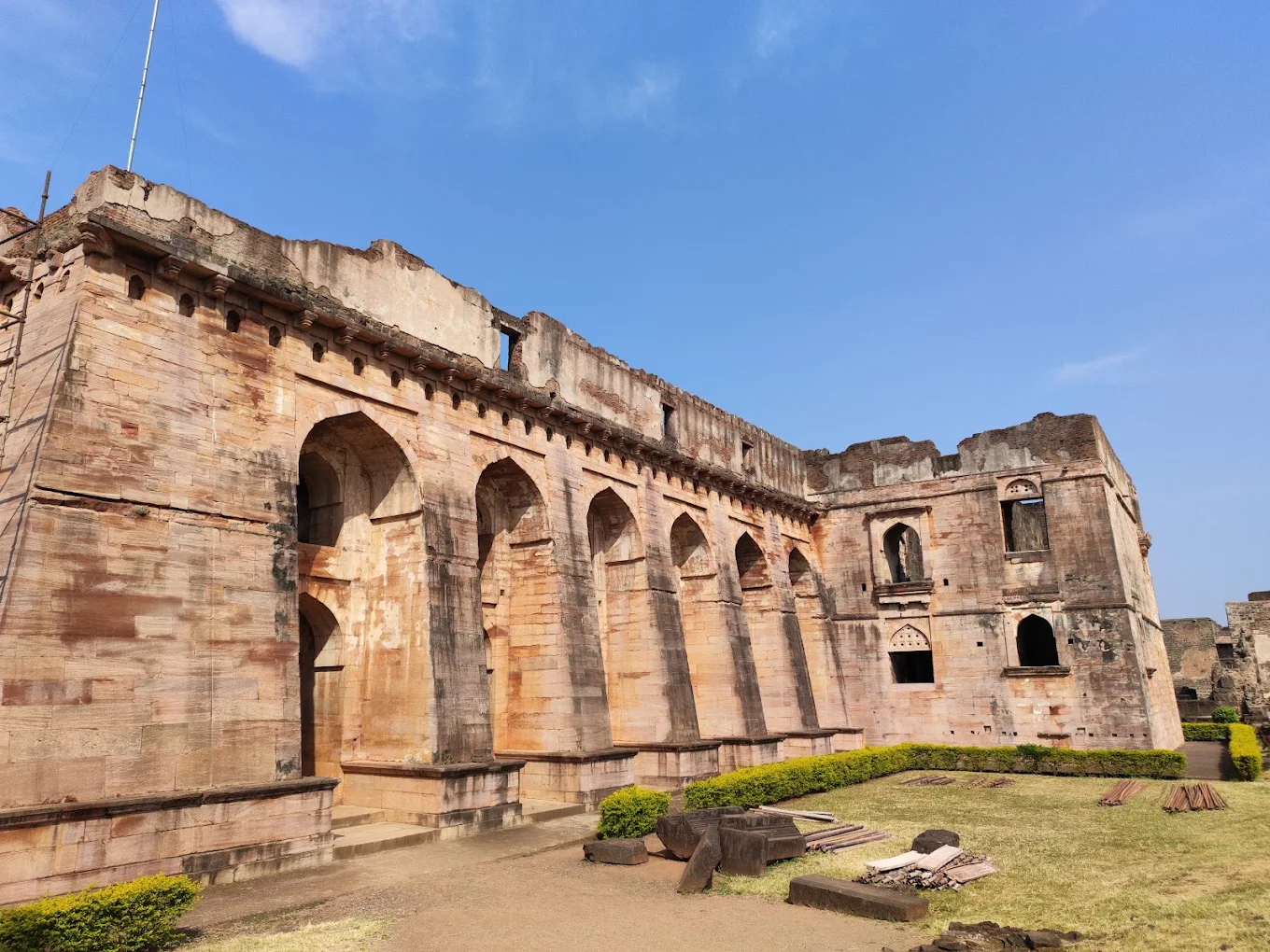 Hindola Mahal, photo 1 of 9