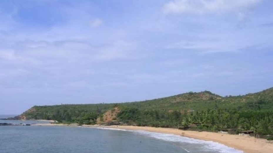 Om Beach, photo 2 of 14