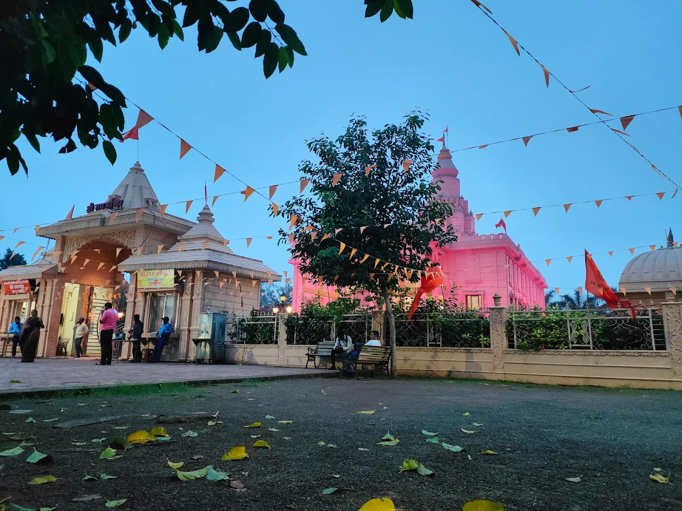Shree Ram Mandir, photo 4 of 9