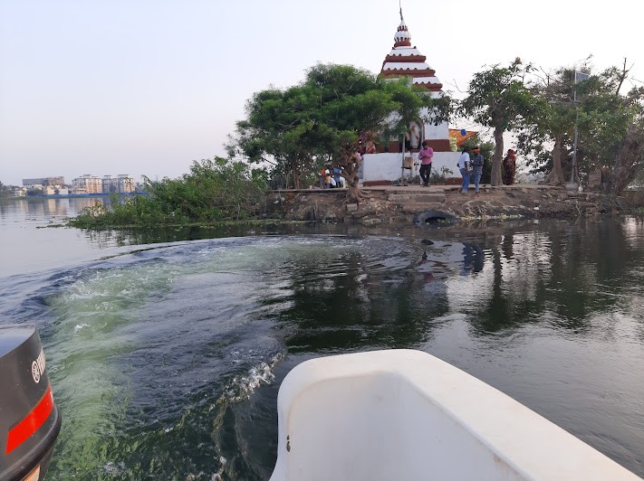 Dalpat Sagar Lake area, photo 2 of 10