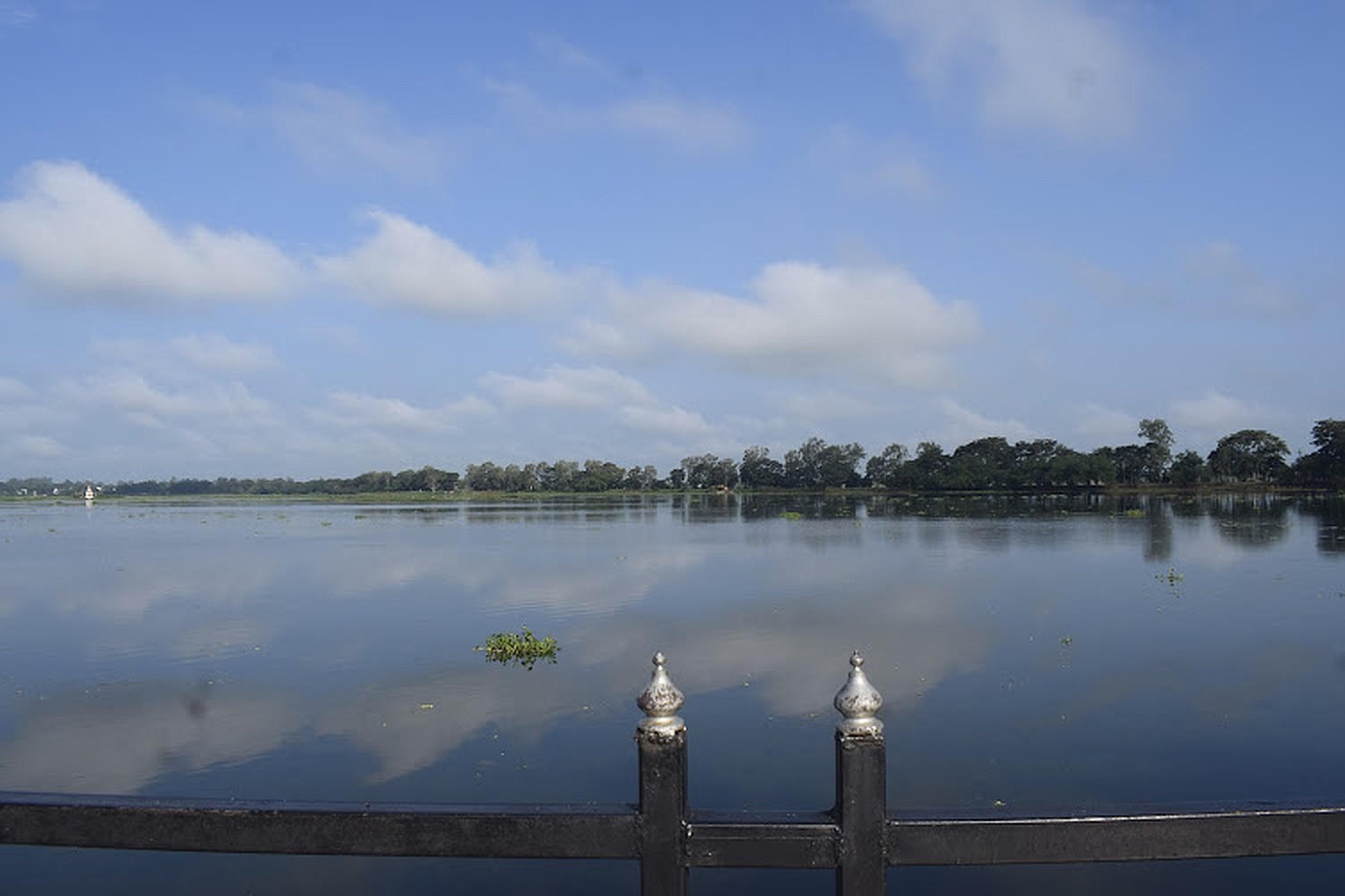 Dalpat Sagar Lake area, photo 1 of 10