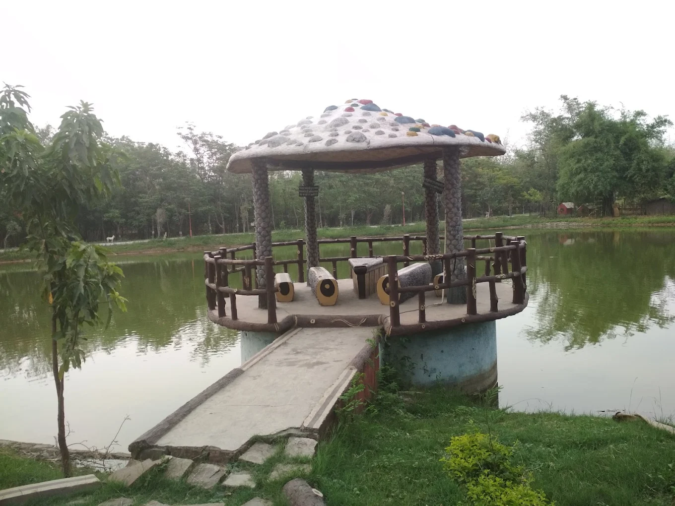 Bilasa Taal Vasundhara Udyan, photo 1 of 7