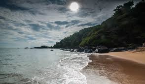 Half Moon Beach, photo 3 of 15