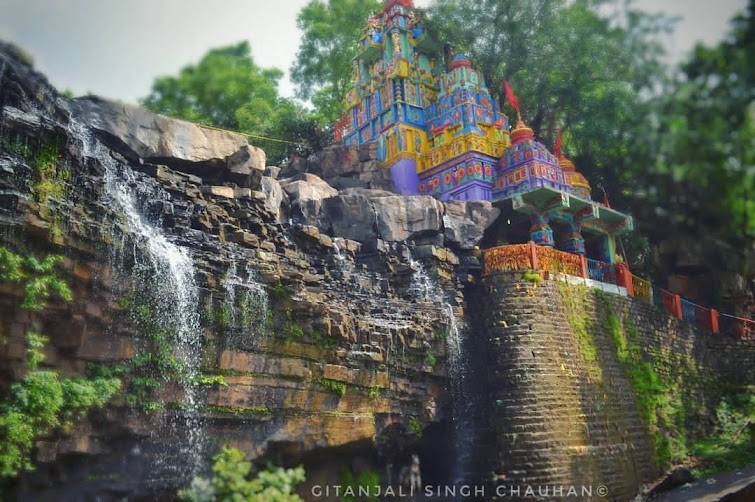 Ghatarani Waterfall, photo 1 of 10