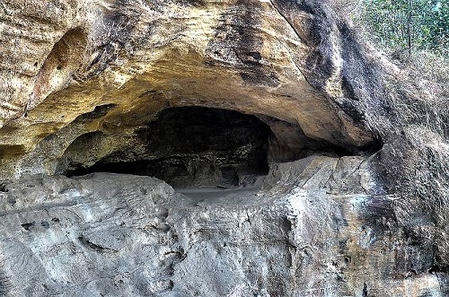 jogimara caves, photo 2 of 9