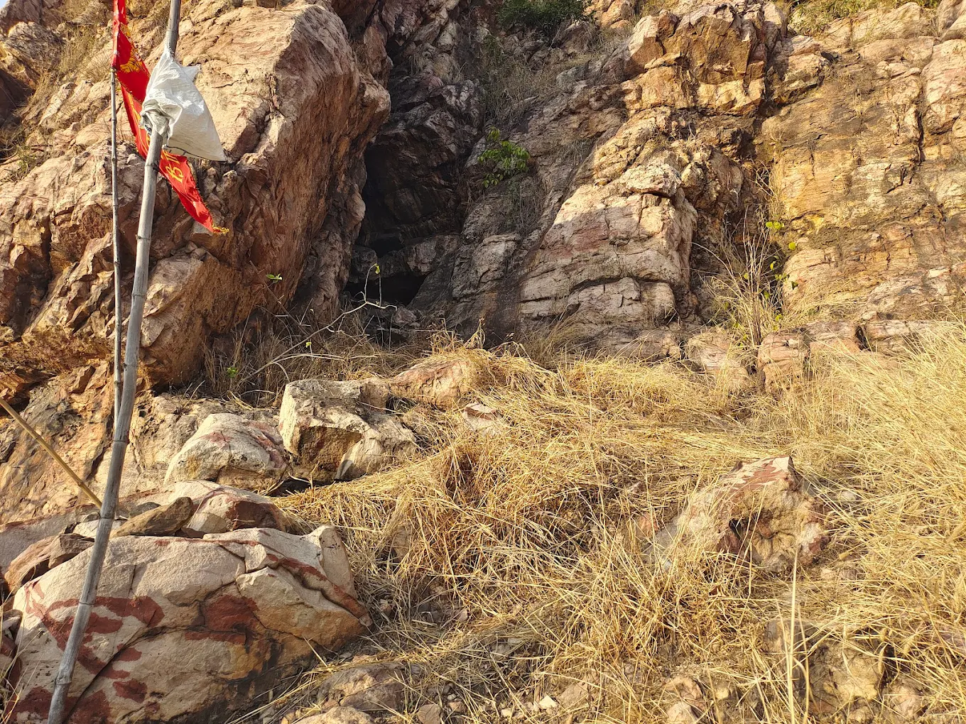 Singhanpur Cave, photo 4 of 9