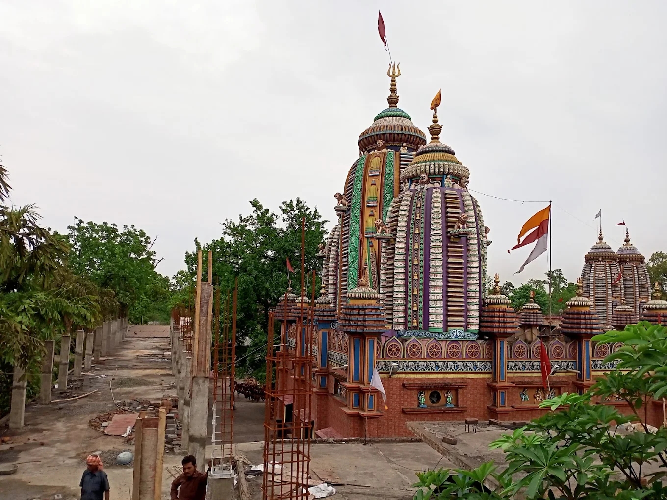Banjari Temple, photo 4 of 9
