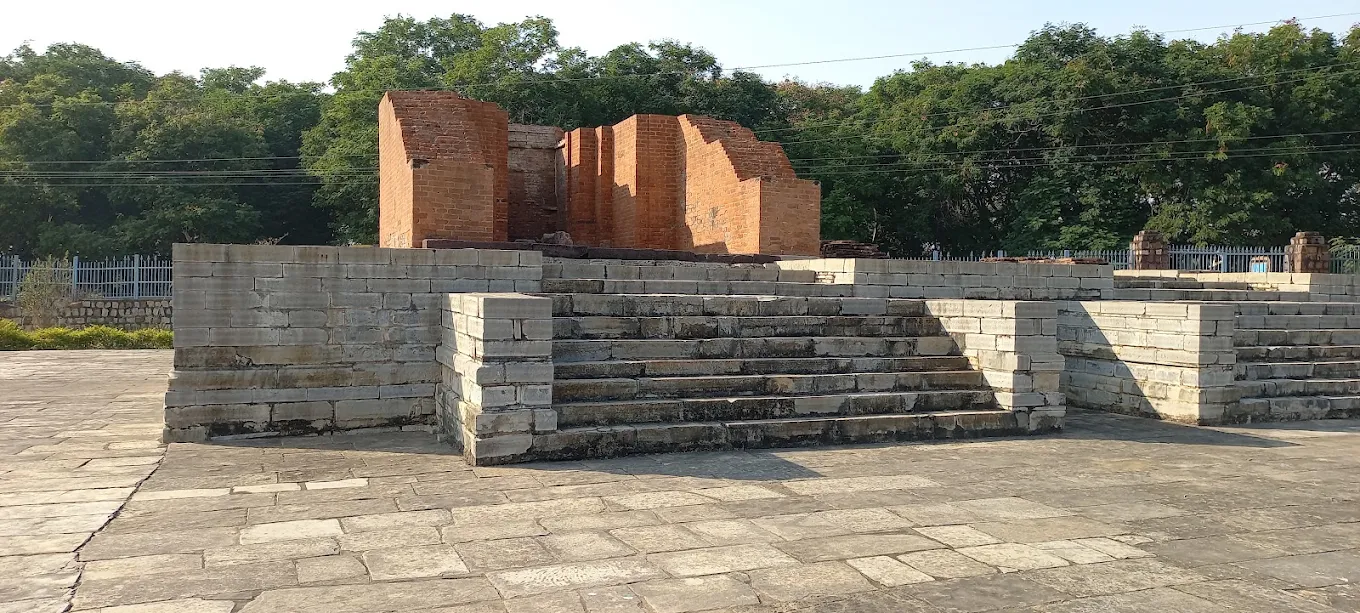 Ram Mandir, photo 3 of 5