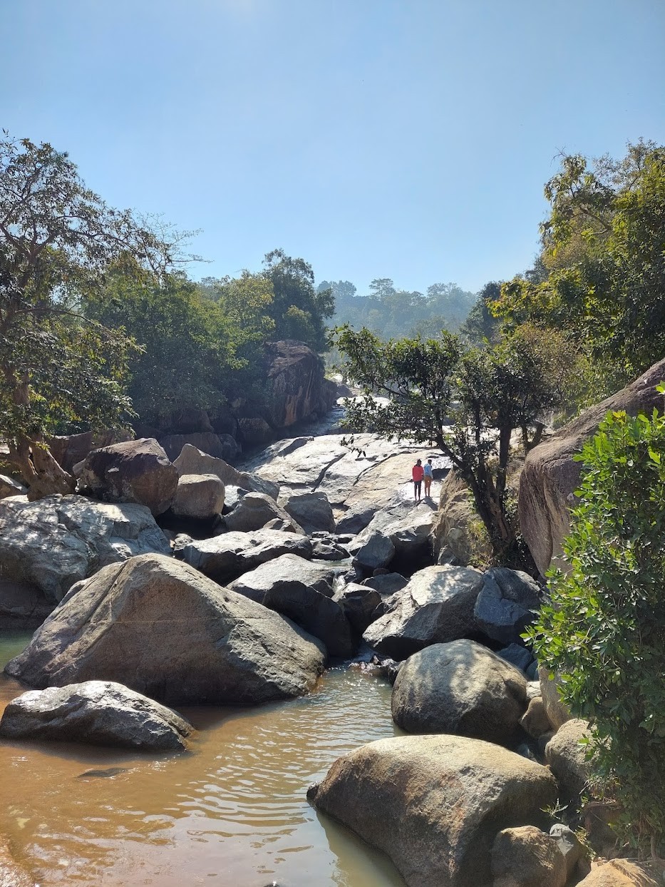 Malajkudum Waterfall, photo 1 of 9