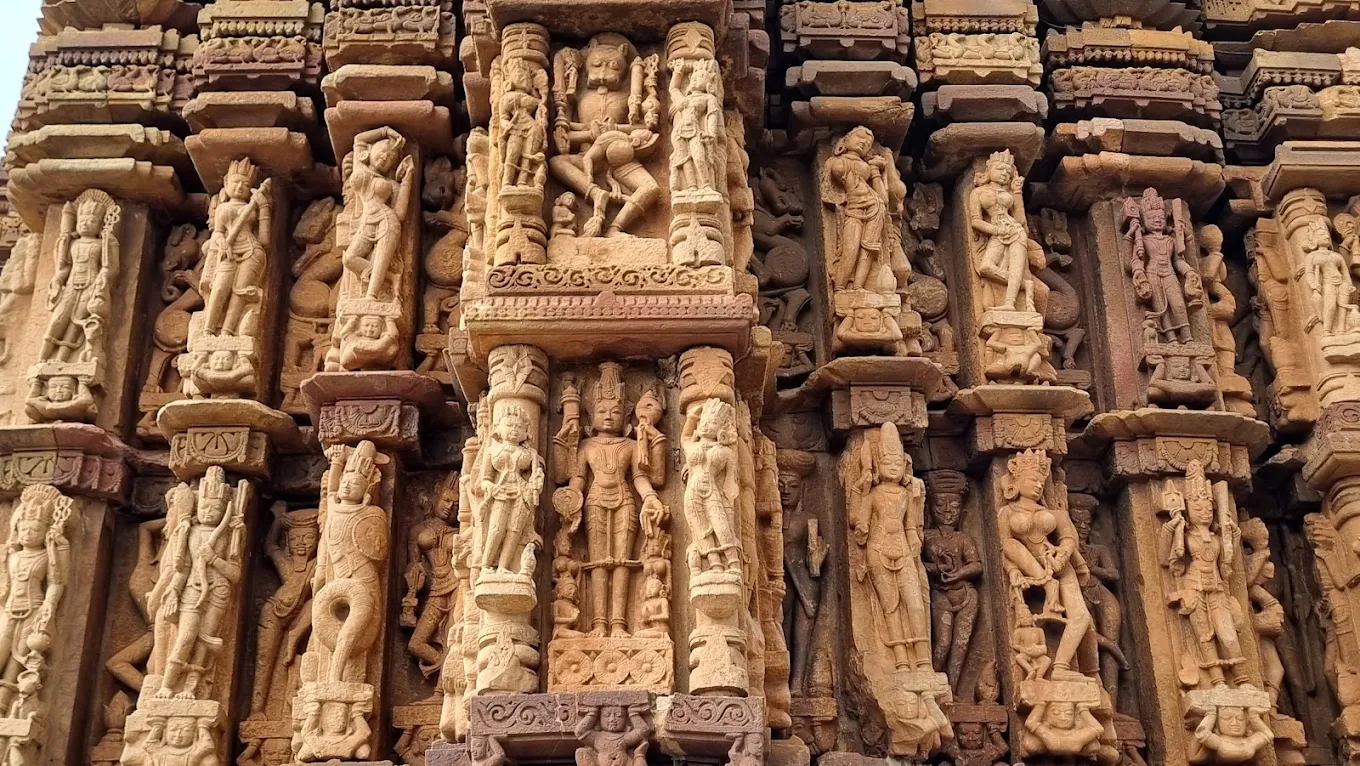 Shri Vishnu Temple - Janjgir, Chhattisgarh, India, photo 4 of 10