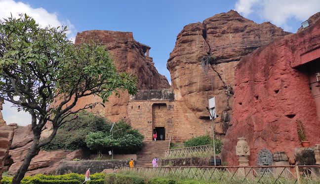 Archaeological Museum Badami, photo 2 of 16